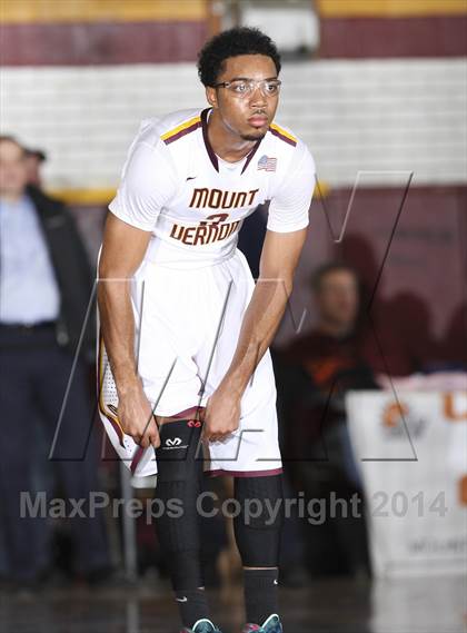 Thumbnail 1 in White Plains @ Mt. Vernon (Coaches vs Cancer Classic) photogallery.