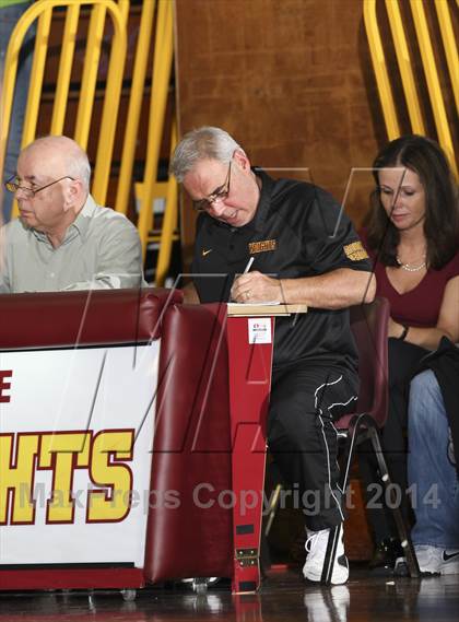 Thumbnail 2 in White Plains @ Mt. Vernon (Coaches vs Cancer Classic) photogallery.