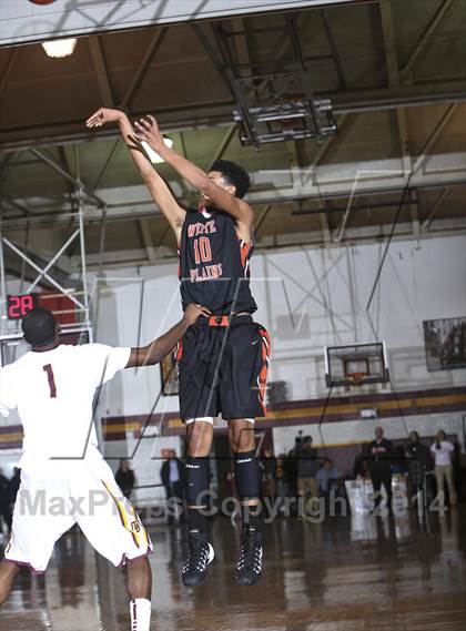 Thumbnail 3 in White Plains @ Mt. Vernon (Coaches vs Cancer Classic) photogallery.