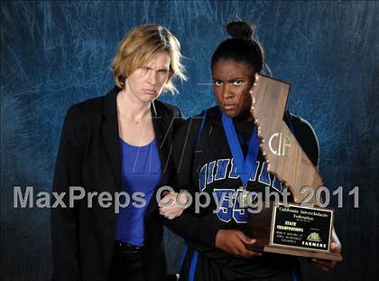 Thumbnail 2 in Windward (CIF State D4 Award Photos) photogallery.