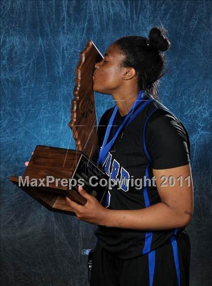 Thumbnail 1 in Windward (CIF State D4 Award Photos) photogallery.