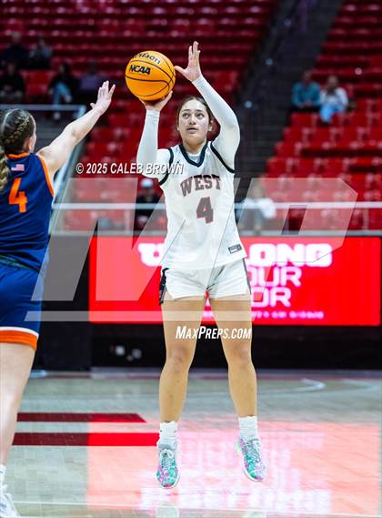Thumbnail 3 in West vs. Brighton (UHSAA 5A Quarterfinal) photogallery.
