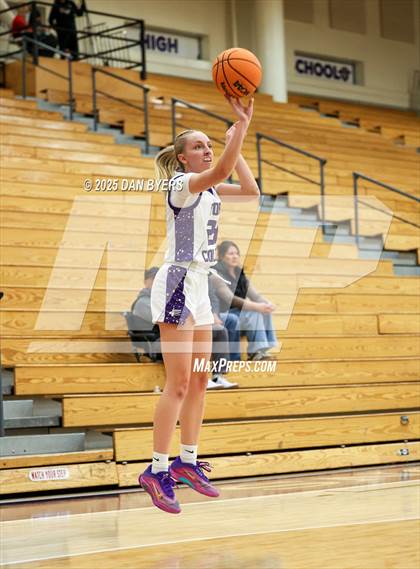 Thumbnail 3 in Roosevelt @ Fort Collins photogallery.