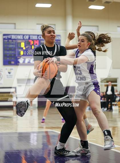 Thumbnail 2 in Roosevelt @ Fort Collins photogallery.