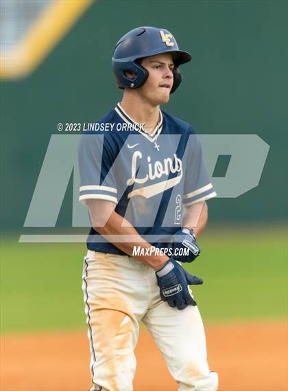 Thumbnail 1 in Brenham @ Lake Creek photogallery.