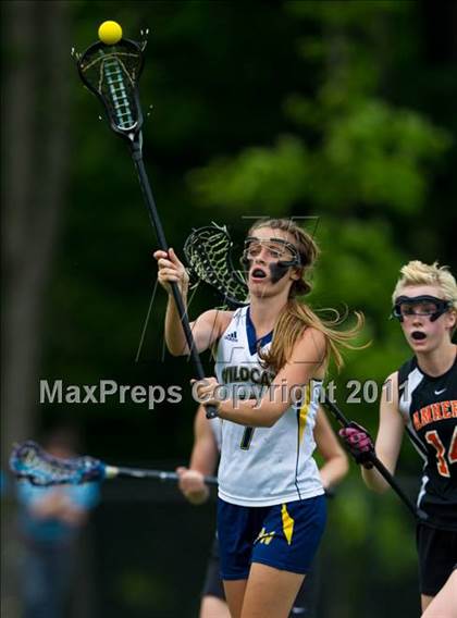 Thumbnail 1 in Amherst Central vs. Marcus Whitman (Class C Regional Final) photogallery.