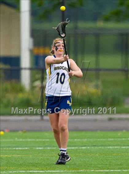 Thumbnail 3 in Amherst Central vs. Marcus Whitman (Class C Regional Final) photogallery.