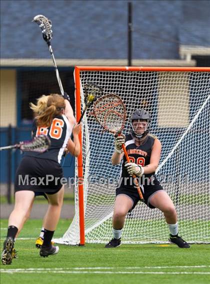 Thumbnail 2 in Amherst Central vs. Marcus Whitman (Class C Regional Final) photogallery.