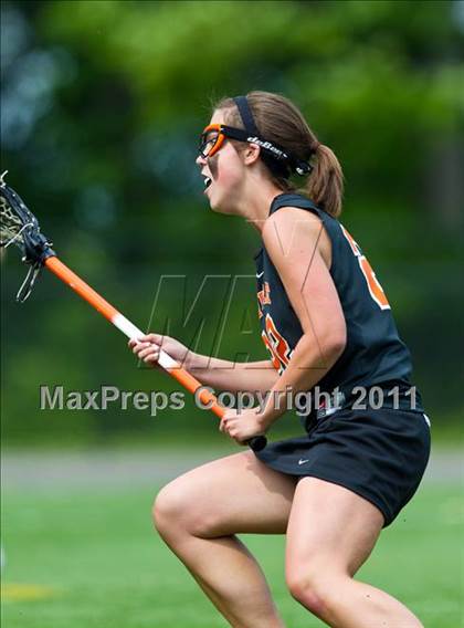 Thumbnail 2 in Amherst Central vs. Marcus Whitman (Class C Regional Final) photogallery.