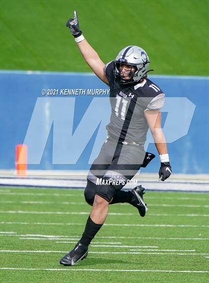 Thumbnail 3 in Guyer vs. Cedar Hill (UIL Class 6A Division 2 Semifinal) photogallery.