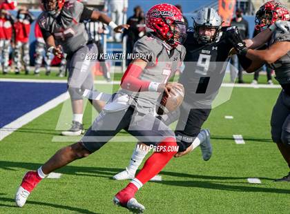 Thumbnail 1 in Guyer vs. Cedar Hill (UIL Class 6A Division 2 Semifinal) photogallery.