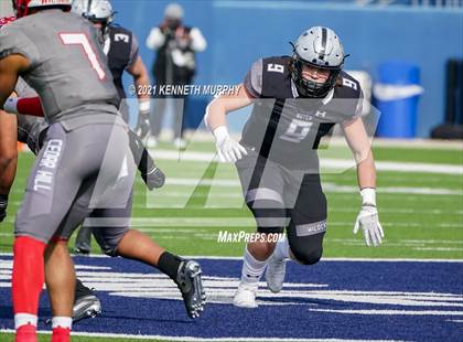 Thumbnail 3 in Guyer vs. Cedar Hill (UIL Class 6A Division 2 Semifinal) photogallery.
