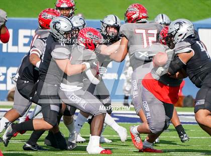 Thumbnail 1 in Guyer vs. Cedar Hill (UIL Class 6A Division 2 Semifinal) photogallery.
