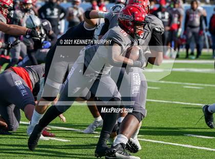Thumbnail 2 in Guyer vs. Cedar Hill (UIL Class 6A Division 2 Semifinal) photogallery.