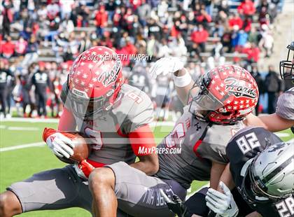 Thumbnail 1 in Guyer vs. Cedar Hill (UIL Class 6A Division 2 Semifinal) photogallery.