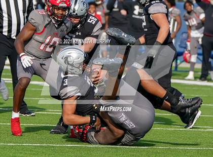 Thumbnail 1 in Guyer vs. Cedar Hill (UIL Class 6A Division 2 Semifinal) photogallery.