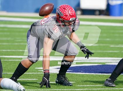 Thumbnail 1 in Guyer vs. Cedar Hill (UIL Class 6A Division 2 Semifinal) photogallery.