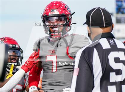 Thumbnail 2 in Guyer vs. Cedar Hill (UIL Class 6A Division 2 Semifinal) photogallery.