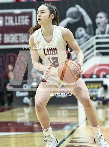 Thumbnail 3 in Etiwanda vs. Long Island Lutheran (Spalding Hoophall Classic) photogallery.