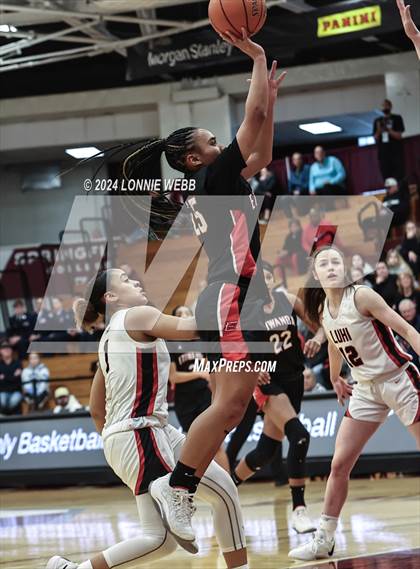 Thumbnail 2 in Etiwanda vs. Long Island Lutheran (Spalding Hoophall Classic) photogallery.