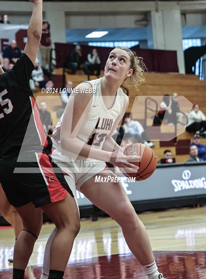 Thumbnail 3 in Etiwanda vs. Long Island Lutheran (Spalding Hoophall Classic) photogallery.