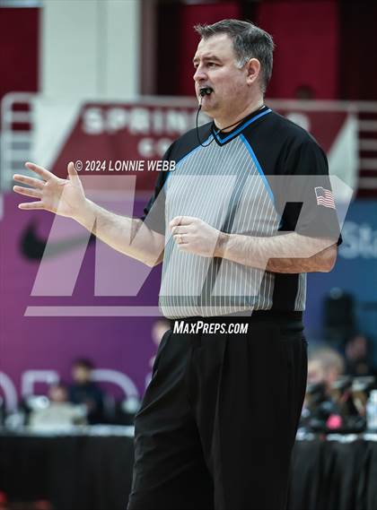 Thumbnail 1 in Etiwanda vs. Long Island Lutheran (Spalding Hoophall Classic) photogallery.