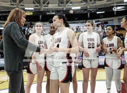 Thumbnail 1 in Etiwanda vs. Long Island Lutheran (Spalding Hoophall Classic) photogallery.