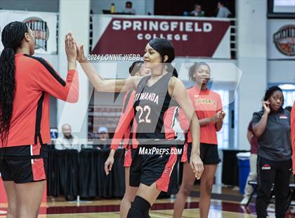 Thumbnail 2 in Etiwanda vs. Long Island Lutheran (Spalding Hoophall Classic) photogallery.