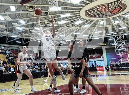 Thumbnail 2 in Etiwanda vs. Long Island Lutheran (Spalding Hoophall Classic) photogallery.