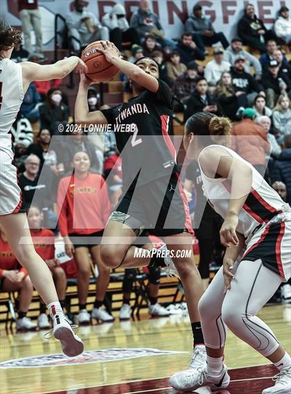 Thumbnail 3 in Etiwanda vs. Long Island Lutheran (Spalding Hoophall Classic) photogallery.