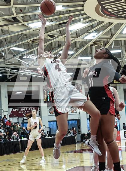 Thumbnail 1 in Etiwanda vs. Long Island Lutheran (Spalding Hoophall Classic) photogallery.