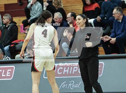 Thumbnail 1 in Etiwanda vs. Long Island Lutheran (Spalding Hoophall Classic) photogallery.