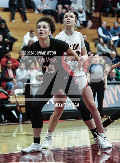 Thumbnail 2 in Etiwanda vs. Long Island Lutheran (Spalding Hoophall Classic) photogallery.