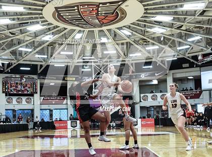 Thumbnail 2 in Etiwanda vs. Long Island Lutheran (Spalding Hoophall Classic) photogallery.