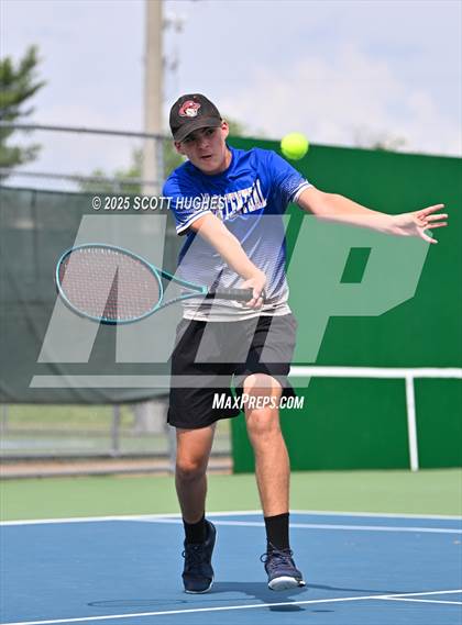 Thumbnail 1 in District 9AA Individual Tournament Day 3 (Memorial Park) photogallery.