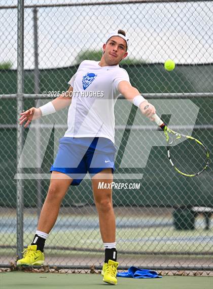Thumbnail 2 in District 9AA Individual Tournament Day 3 (Memorial Park) photogallery.