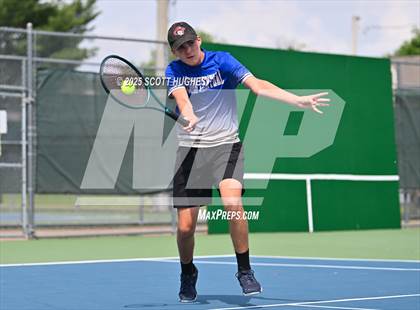 Thumbnail 2 in District 9AA Individual Tournament Day 3 (Memorial Park) photogallery.