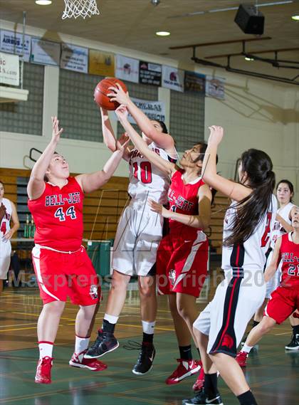 Thumbnail 3 in Rio Mesa vs  Bellarmine-Jefferson (Santa Barbara Tournament of Champions) photogallery.