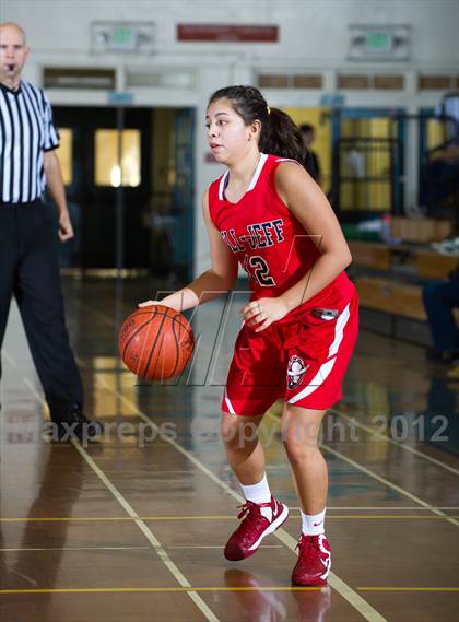 Thumbnail 1 in Rio Mesa vs  Bellarmine-Jefferson (Santa Barbara Tournament of Champions) photogallery.