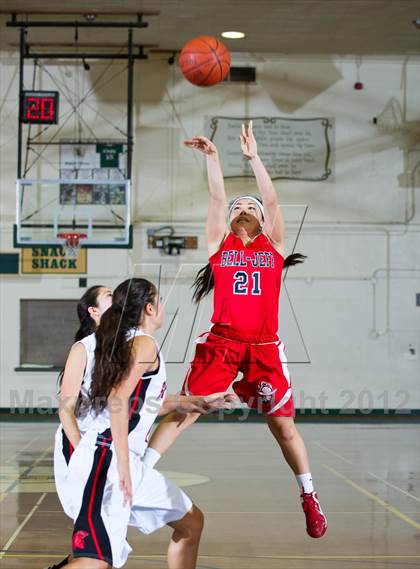 Thumbnail 2 in Rio Mesa vs  Bellarmine-Jefferson (Santa Barbara Tournament of Champions) photogallery.