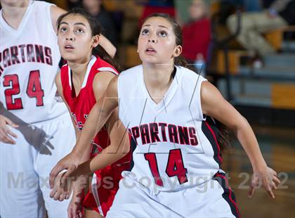 Thumbnail 3 in Rio Mesa vs  Bellarmine-Jefferson (Santa Barbara Tournament of Champions) photogallery.