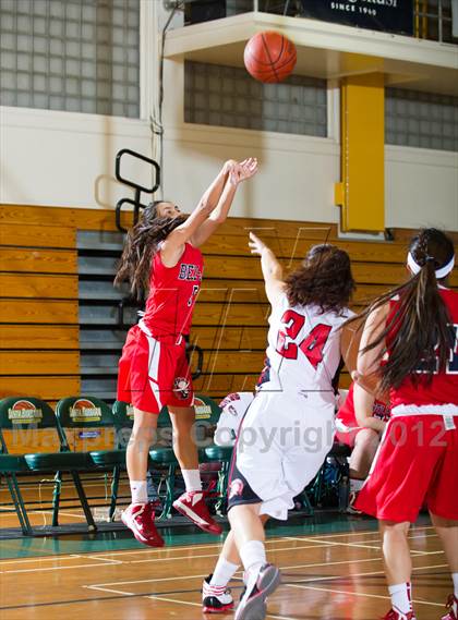 Thumbnail 2 in Rio Mesa vs  Bellarmine-Jefferson (Santa Barbara Tournament of Champions) photogallery.