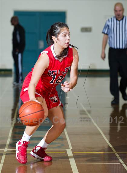 Thumbnail 2 in Rio Mesa vs  Bellarmine-Jefferson (Santa Barbara Tournament of Champions) photogallery.