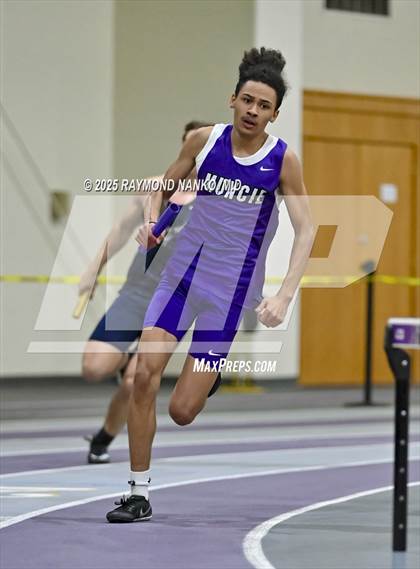 Thumbnail 3 in Taylor HSR Qualifier (4 x 200m Relay)  photogallery.