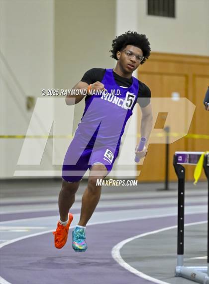 Thumbnail 2 in Taylor HSR Qualifier (4 x 200m Relay)  photogallery.