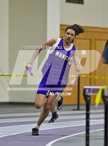 Thumbnail 2 in Taylor HSR Qualifier (4 x 200m Relay)  photogallery.
