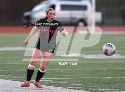 Thumbnail 2 in Stevens vs. Raymond (NHIAA D3 Final) photogallery.