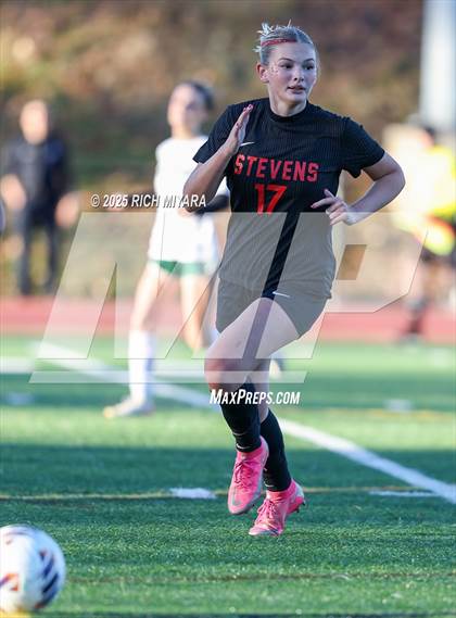 Thumbnail 2 in Stevens vs. Raymond (NHIAA D3 Final) photogallery.