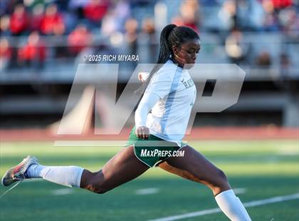 Thumbnail 1 in Stevens vs. Raymond (NHIAA D3 Final) photogallery.