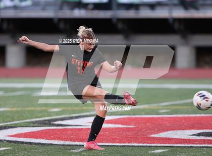 Thumbnail 3 in Stevens vs. Raymond (NHIAA D3 Final) photogallery.